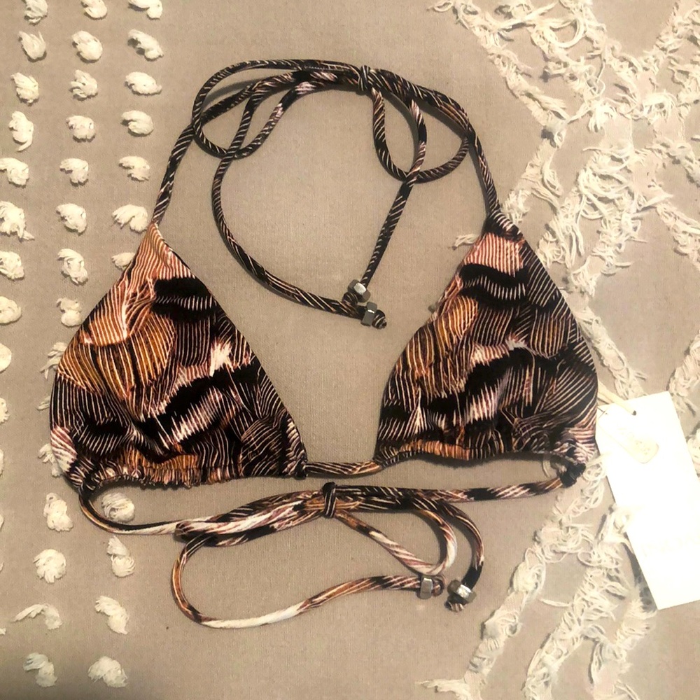 Indah Tom printed matte bikini top size small